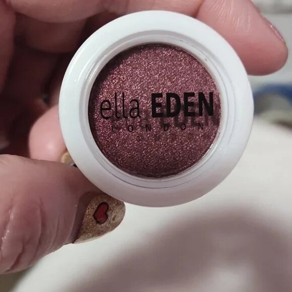 Ella Eden London Pressed Eyeshadow (4) Lot New - Picture 1 of 4